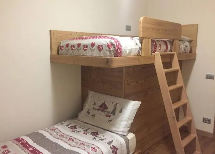 Caste Solena דירה בורמיו